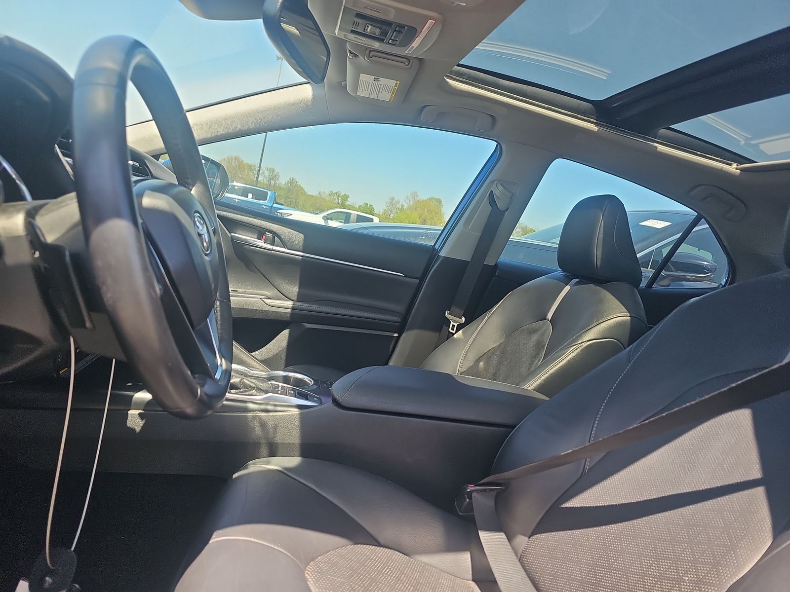 2019 Toyota Camry XSE FWD