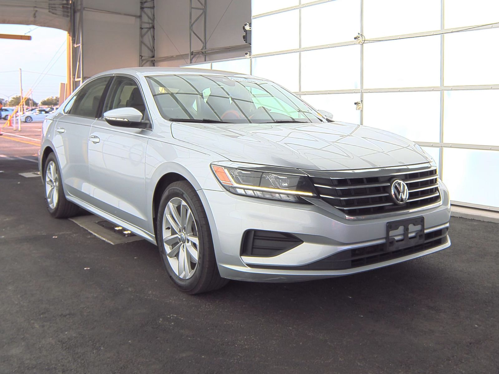2020 Volkswagen Passat 2.0T SE FWD