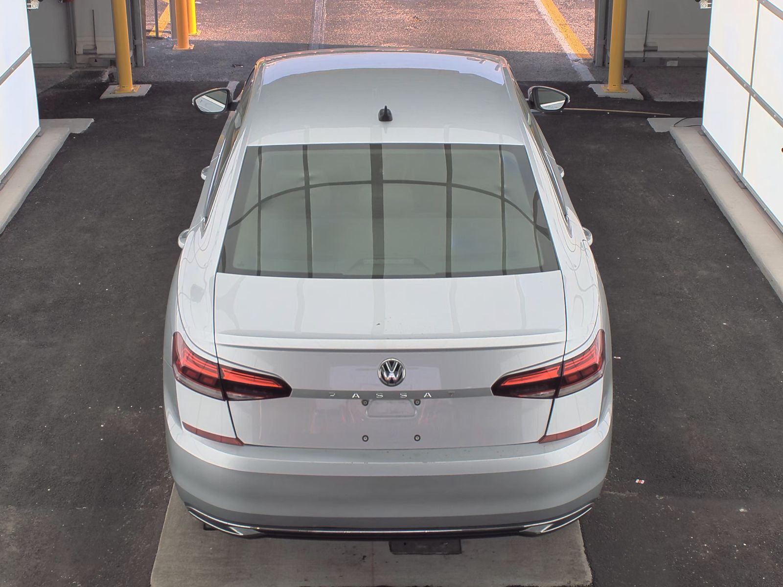 2020 Volkswagen Passat 2.0T SE FWD