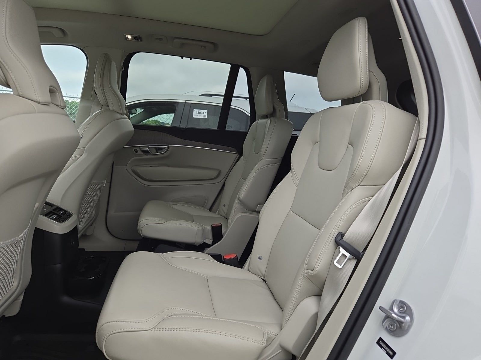 2022 Volvo XC90 Recharge T8 Inscription AWD