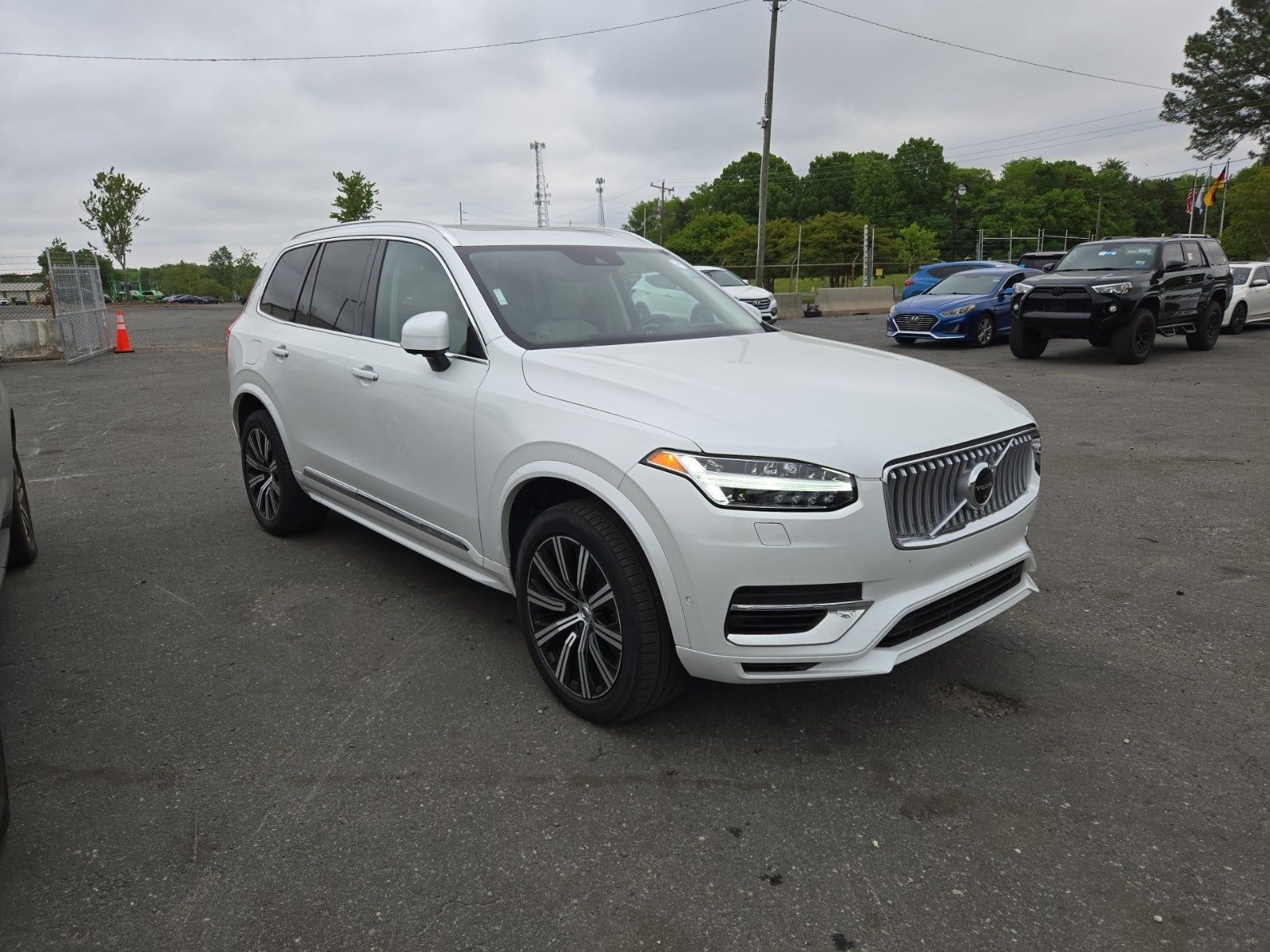 2022 Volvo XC90 Recharge T8 Inscription AWD
