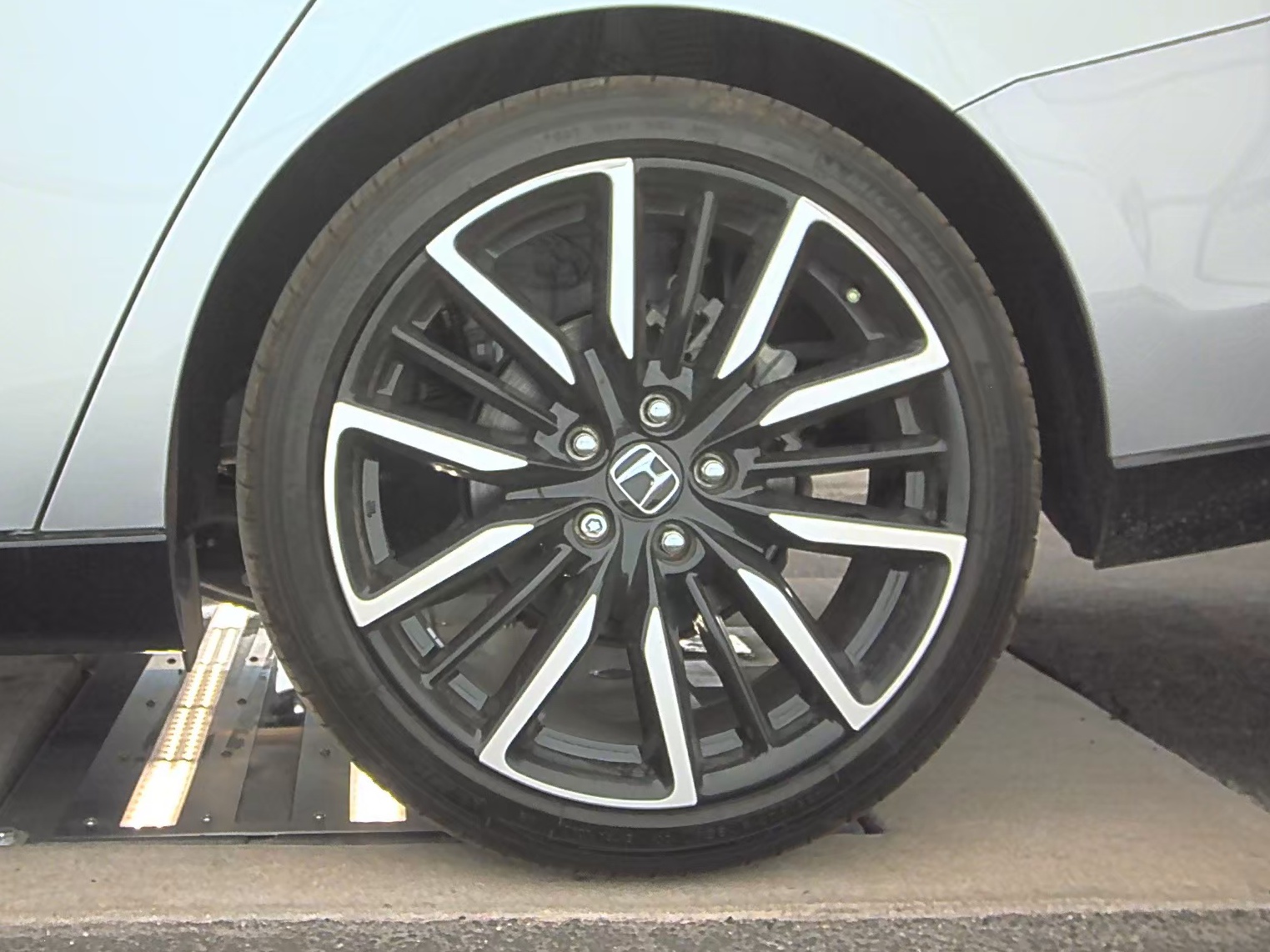 2024 Honda Accord Hybrid Touring FWD