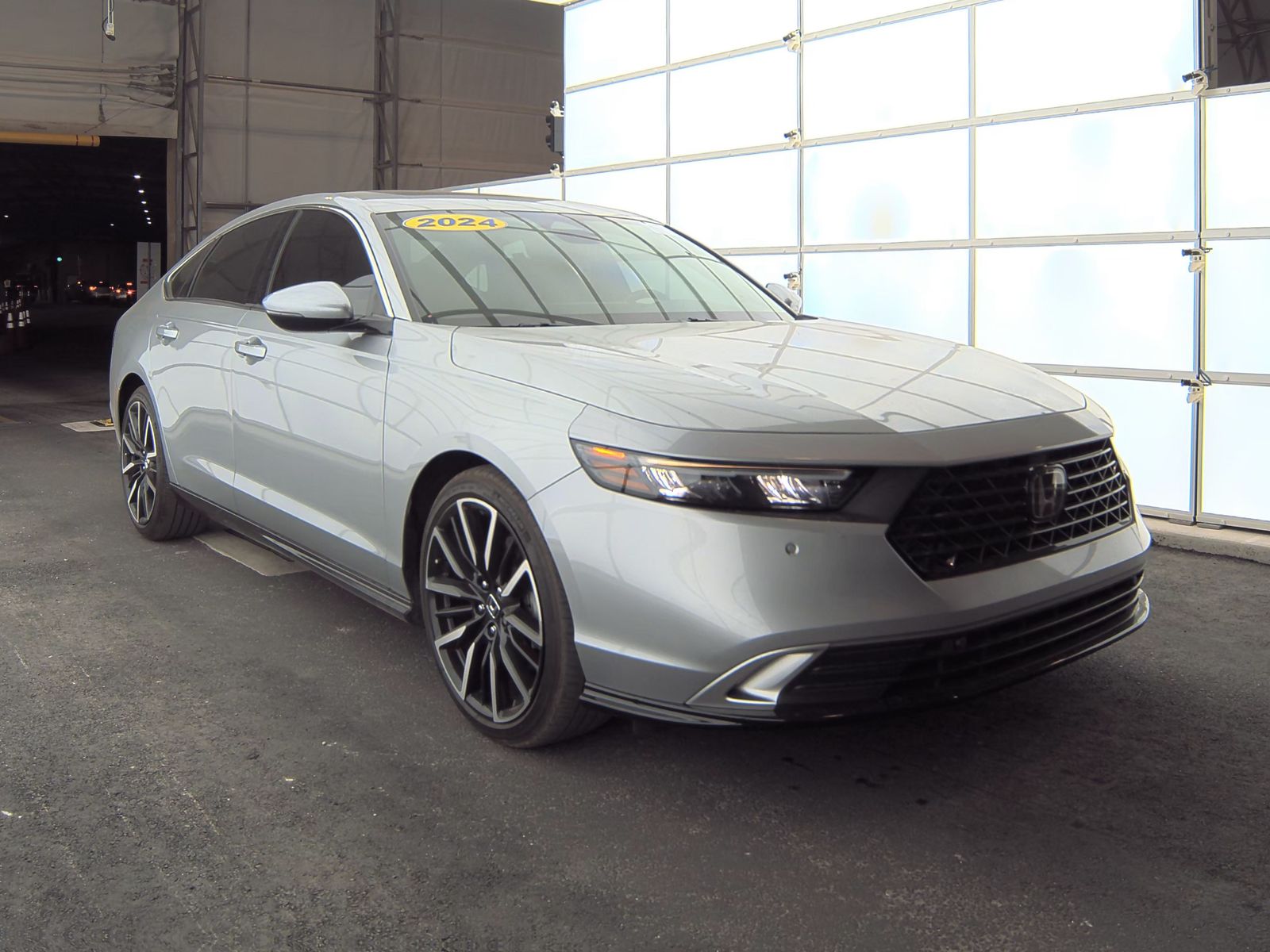2024 Honda Accord Hybrid Touring FWD