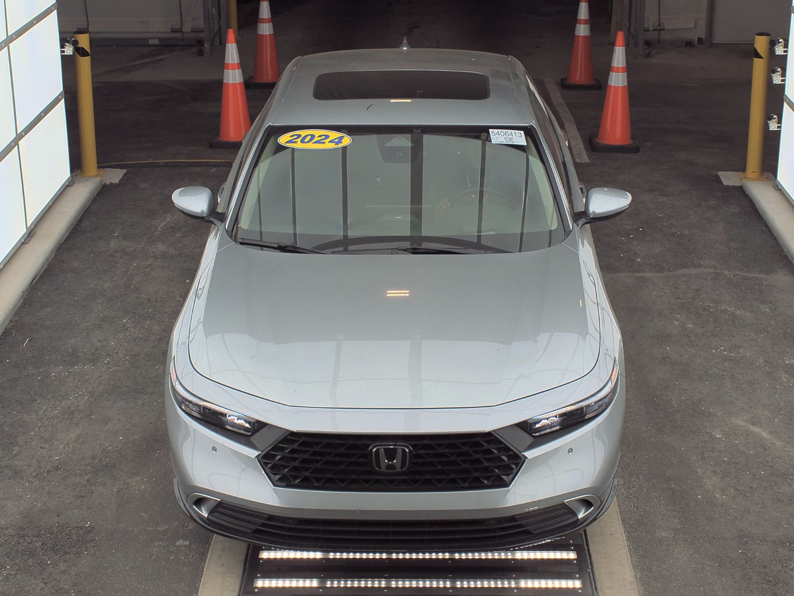 2024 Honda Accord Hybrid Touring FWD
