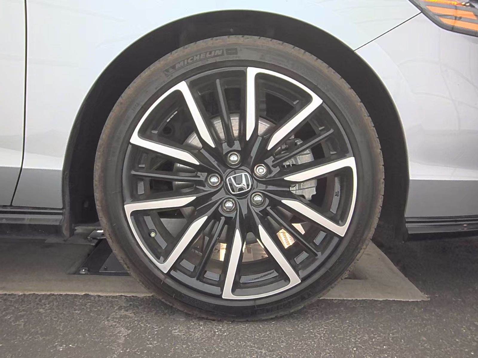 2024 Honda Accord Hybrid Touring FWD