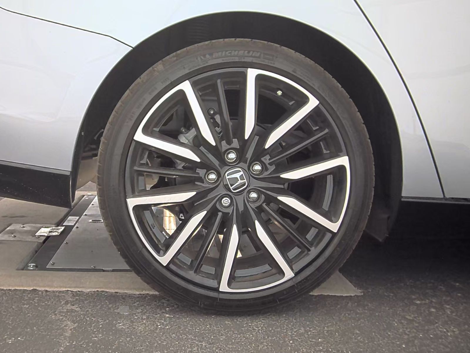 2024 Honda Accord Hybrid Touring FWD