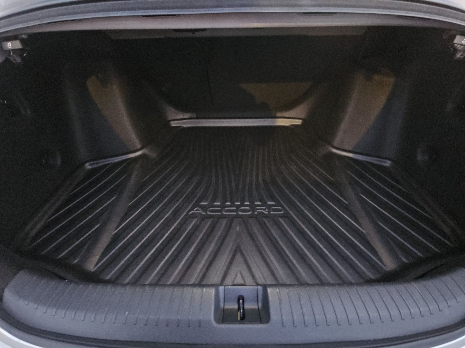2024 Honda Accord Hybrid Touring FWD