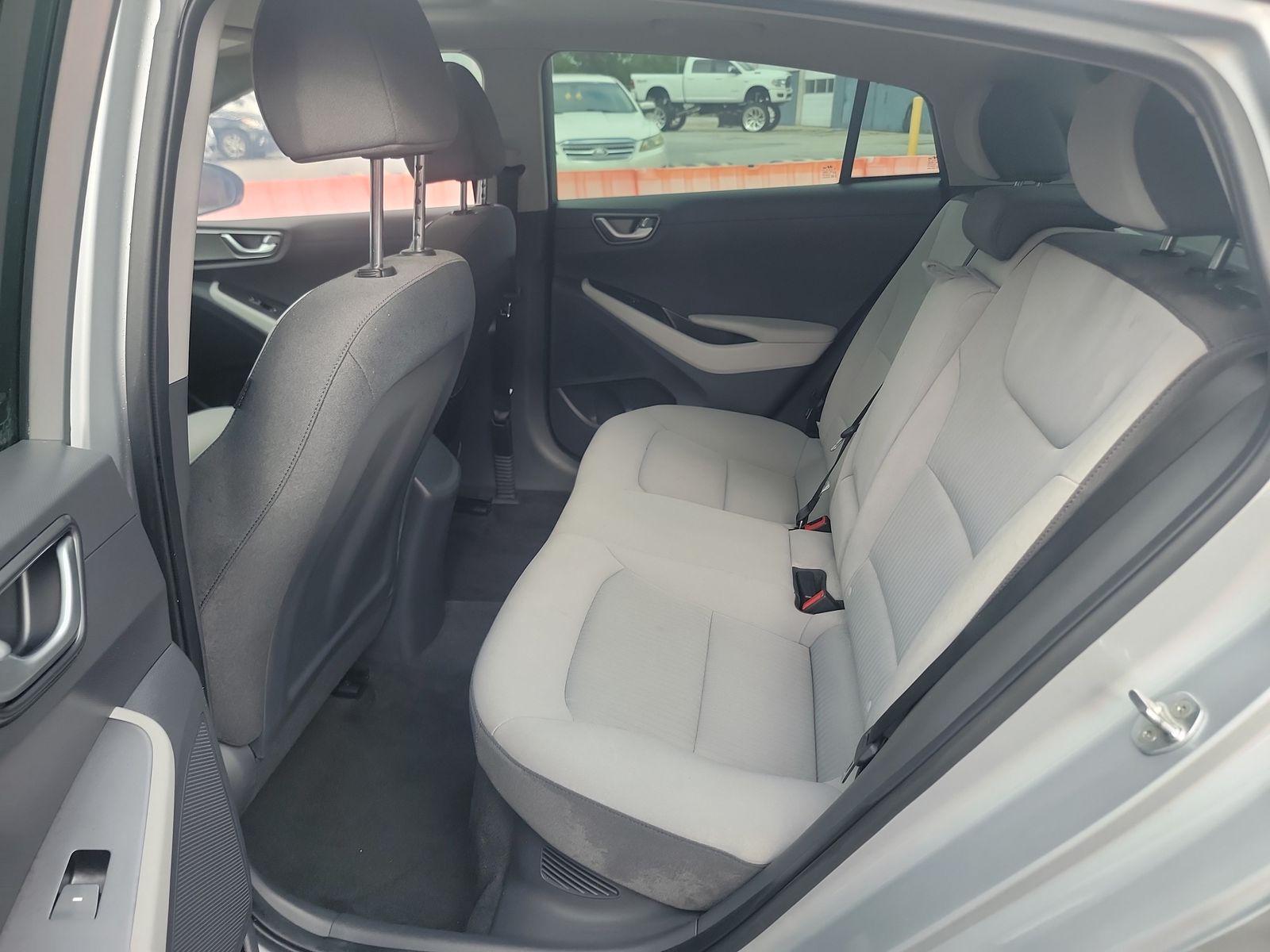 2022 Hyundai Ioniq Hybrid SEL FWD