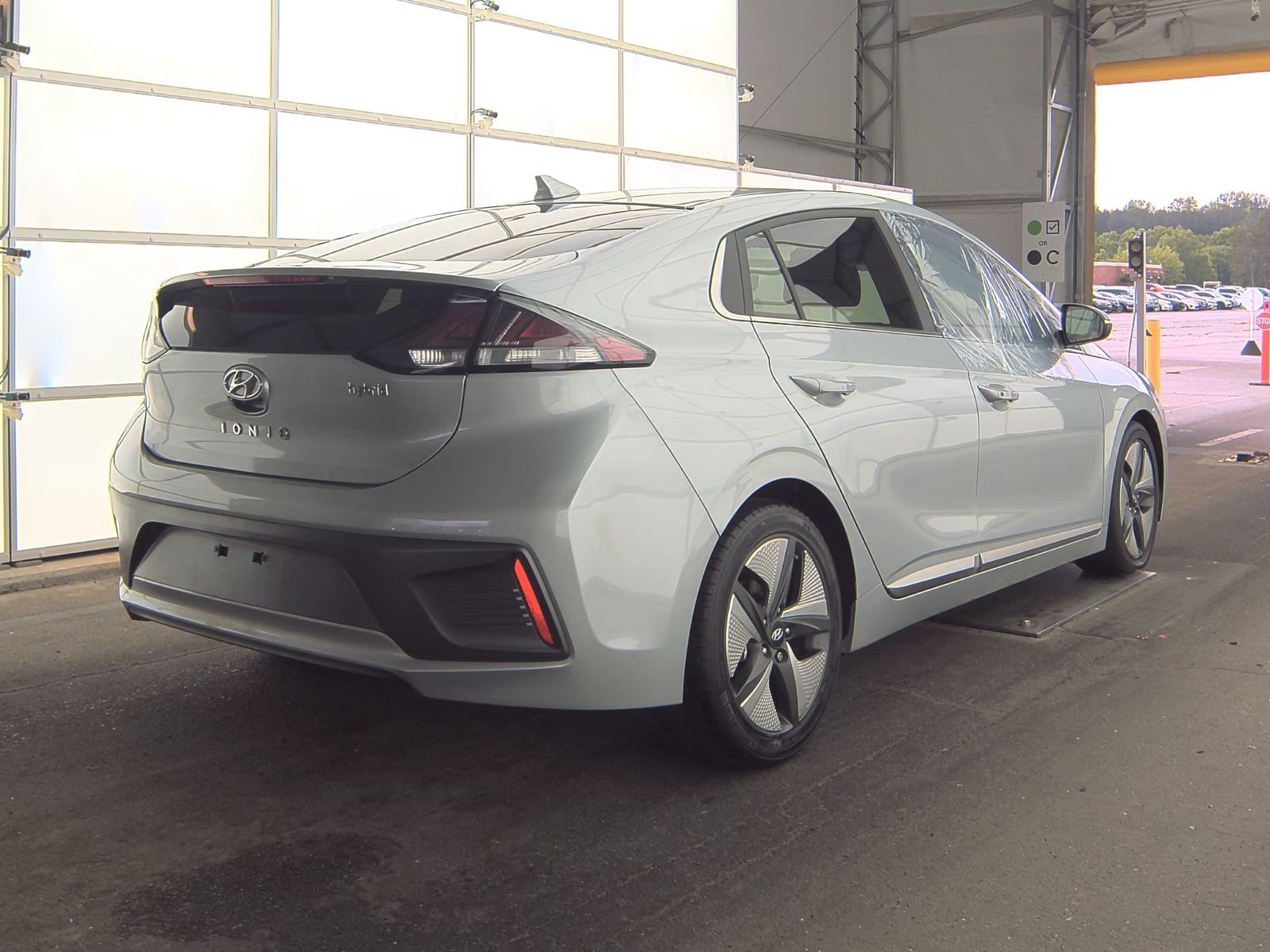2022 Hyundai Ioniq Hybrid SEL FWD