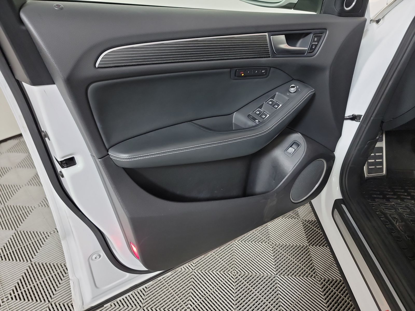 2014 Audi SQ5 Premium Plus AWD