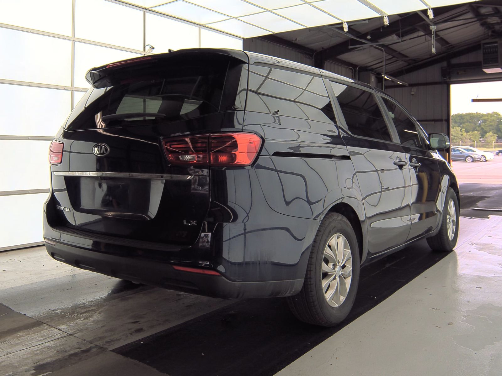 2019 Kia Sedona LX FWD