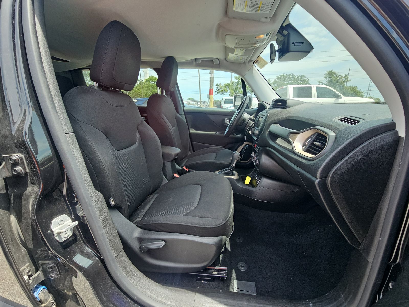 2015 Jeep Renegade Latitude FWD