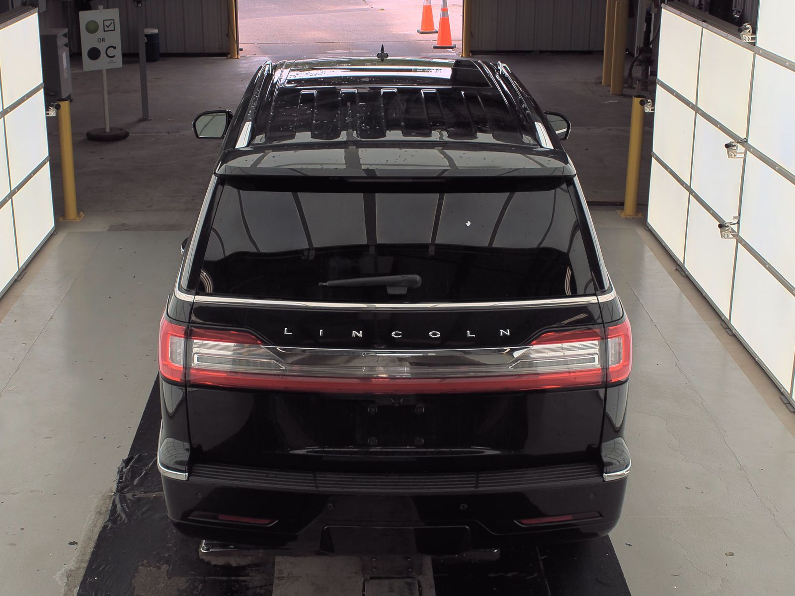 2020 Lincoln Navigator Reserve RWD