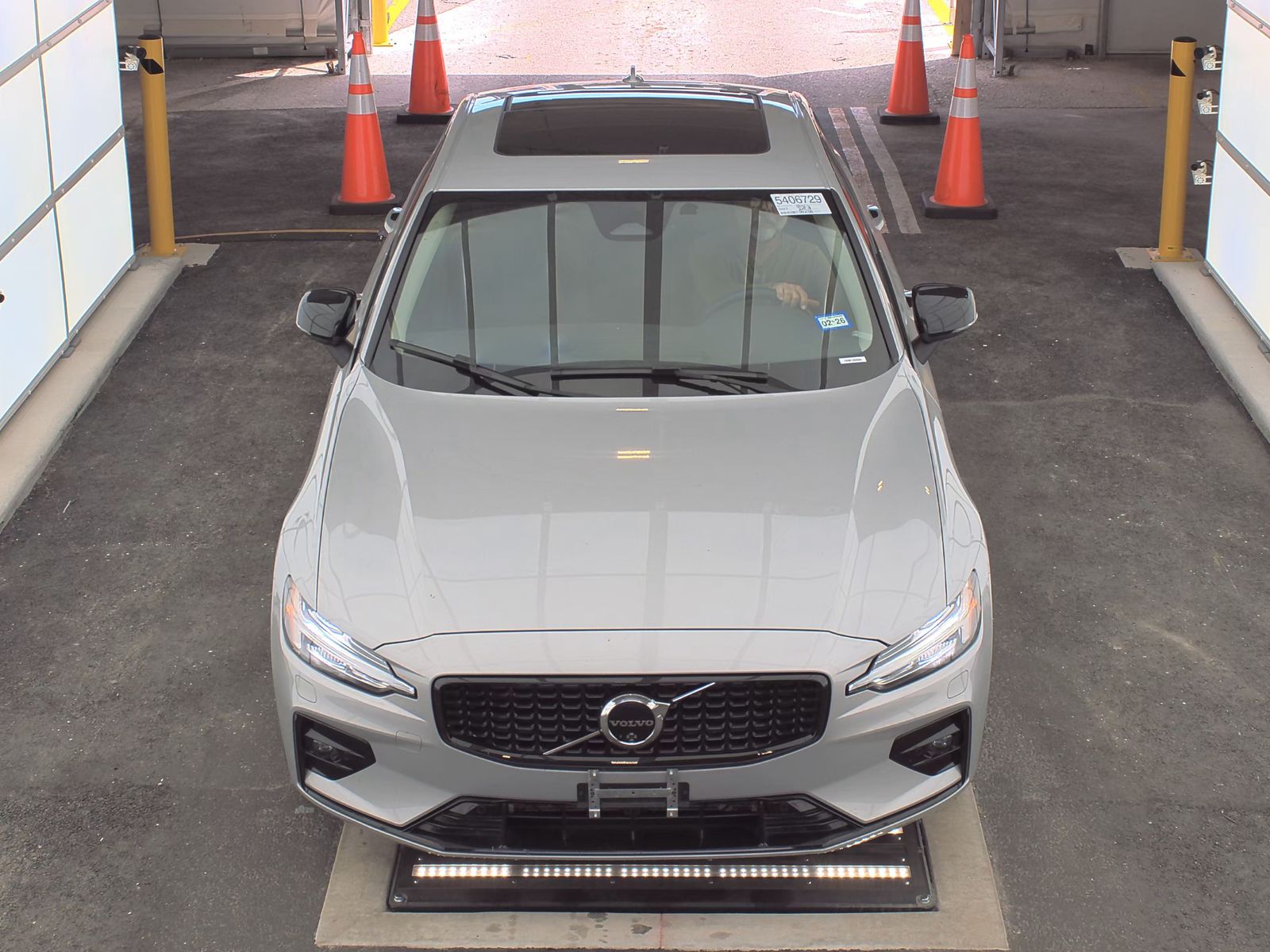 2024 Volvo S60 B5 Plus FWD