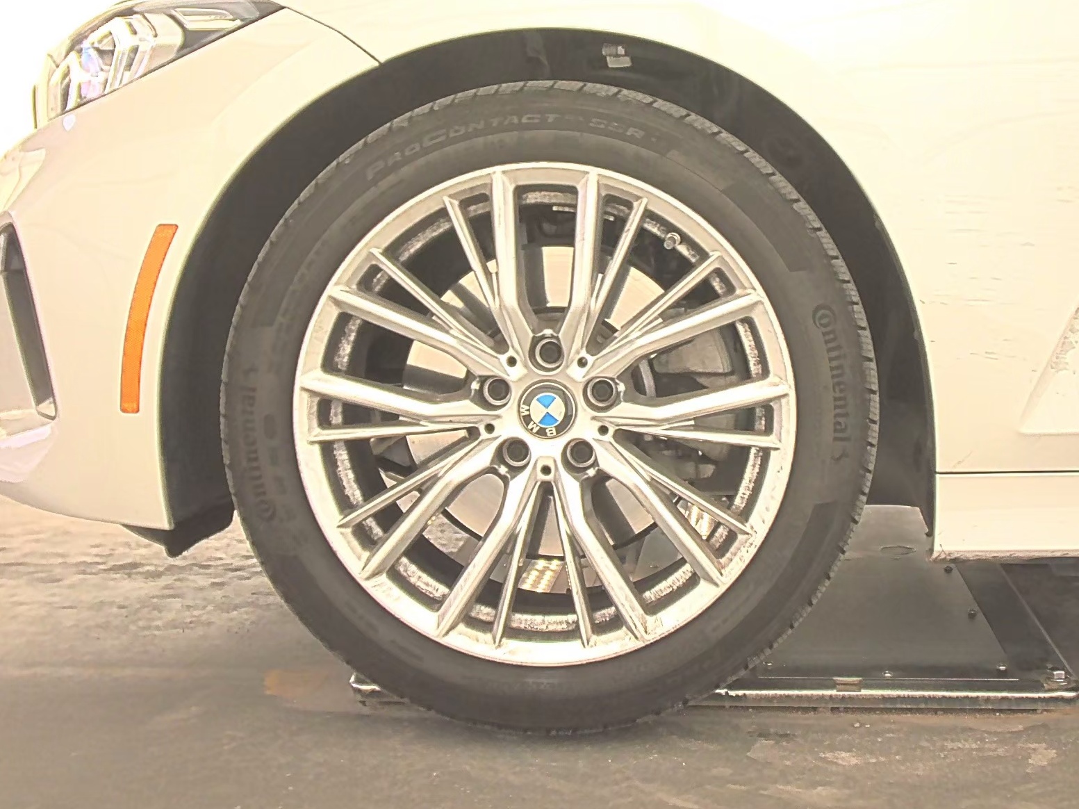 2024 BMW 3 Series 330i xDrive AWD