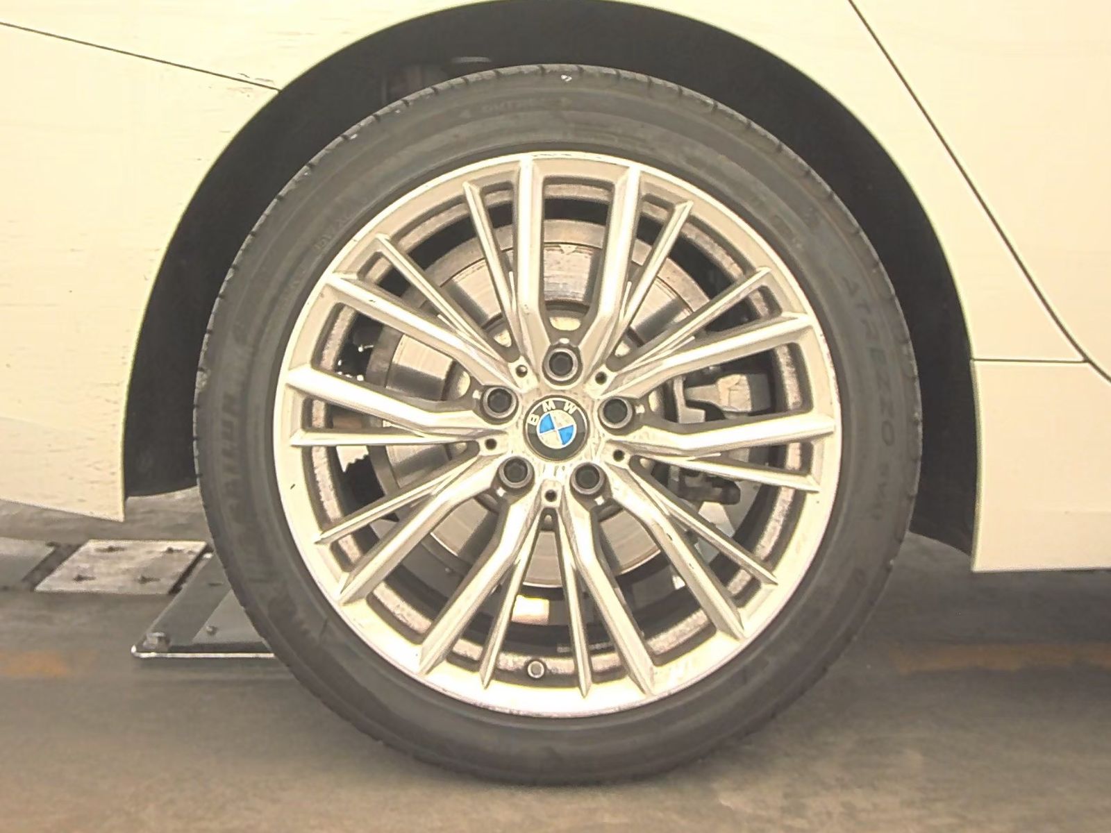2024 BMW 3 Series 330i xDrive AWD