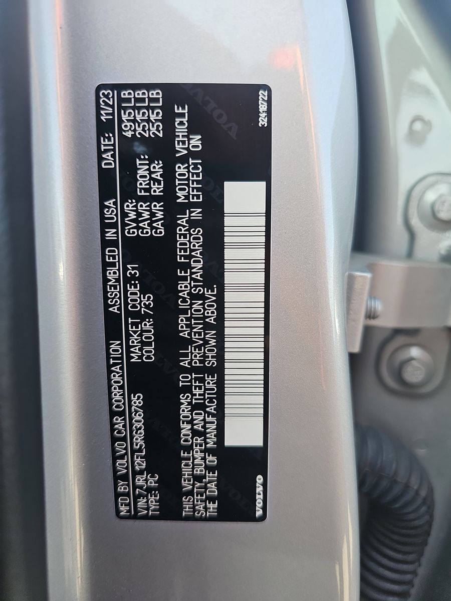 2024 Volvo S60 B5 Plus FWD