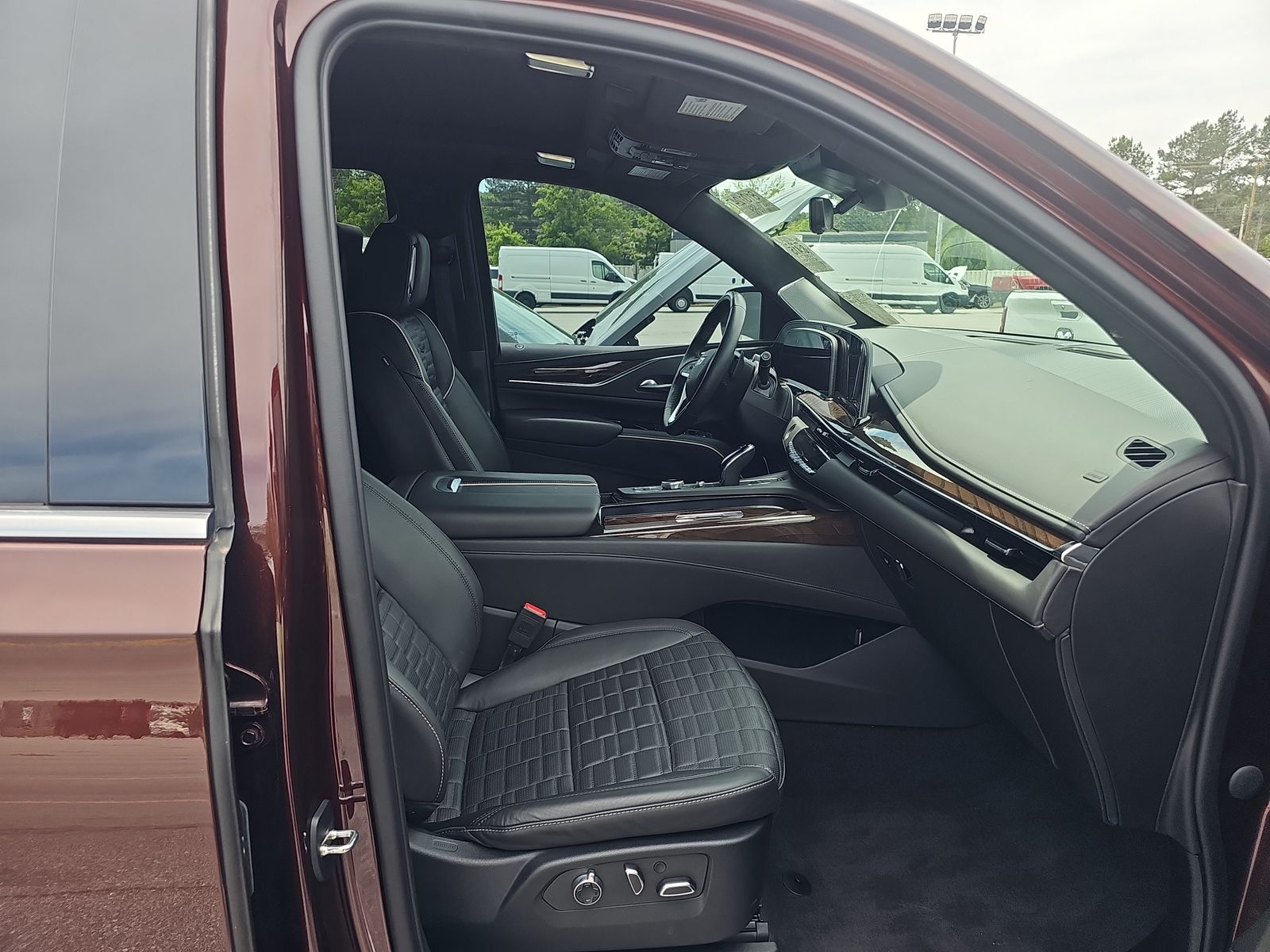 2023 Cadillac Escalade Premium Luxury Platinum AWD