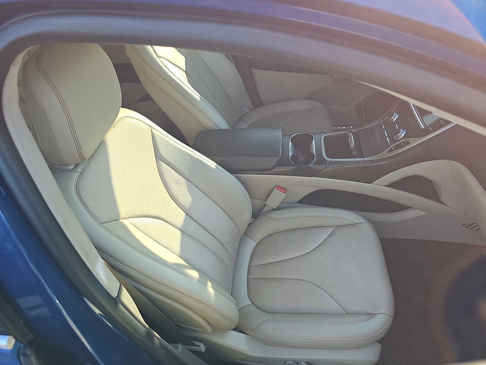 2020 Lincoln Nautilus Reserve AWD