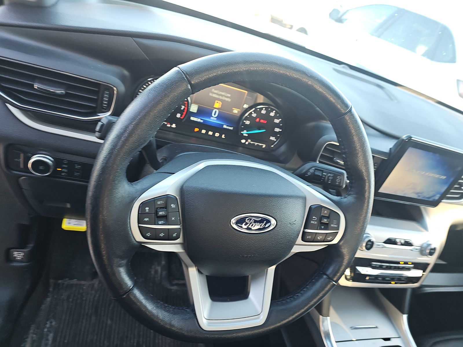 2022 Ford Explorer XLT AWD