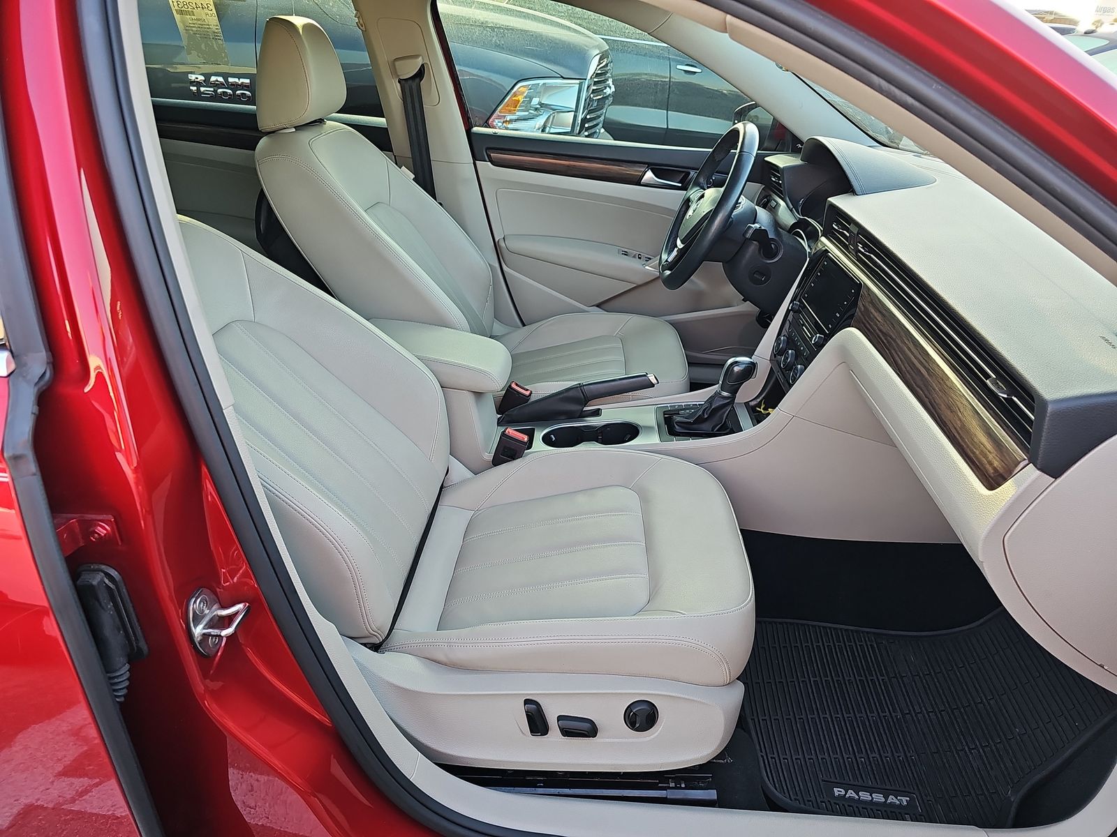 2020 Volkswagen Passat 2.0T SEL FWD