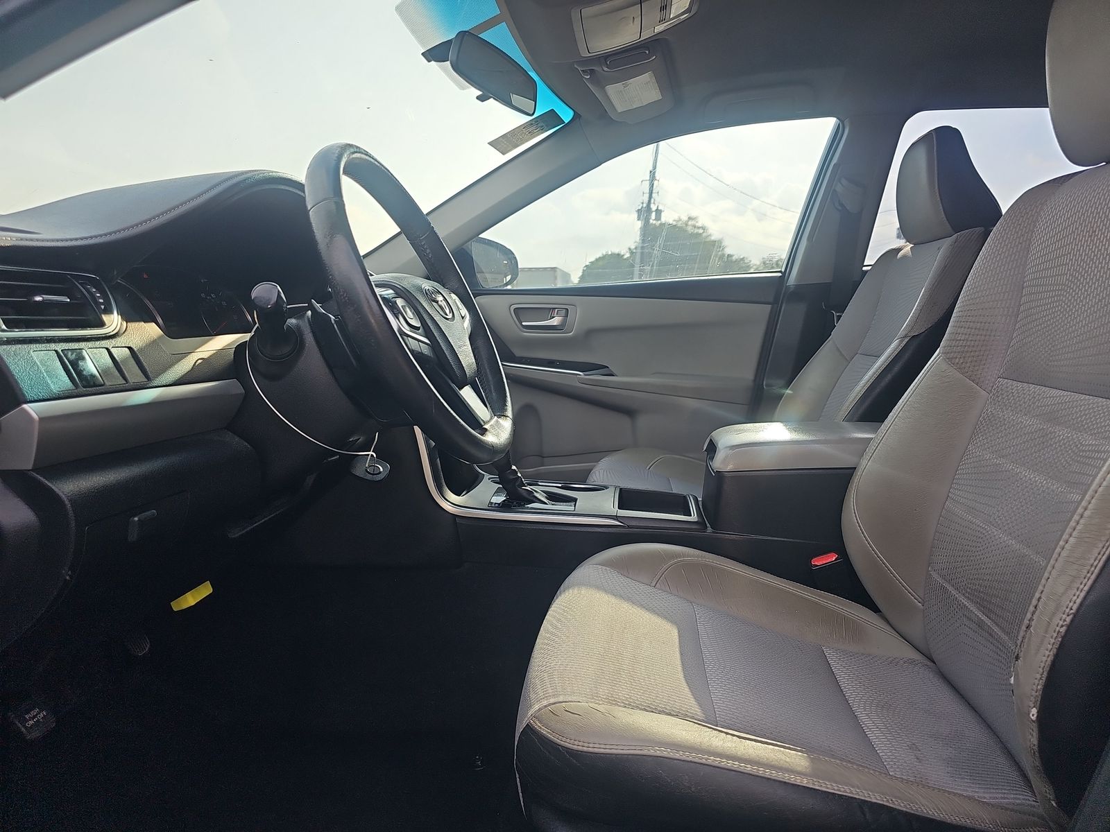 2017 Toyota Camry SE FWD