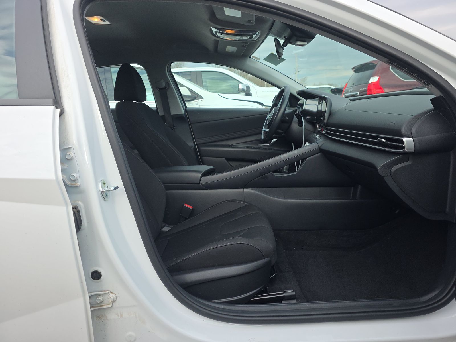 2023 Hyundai Elantra SEL FWD