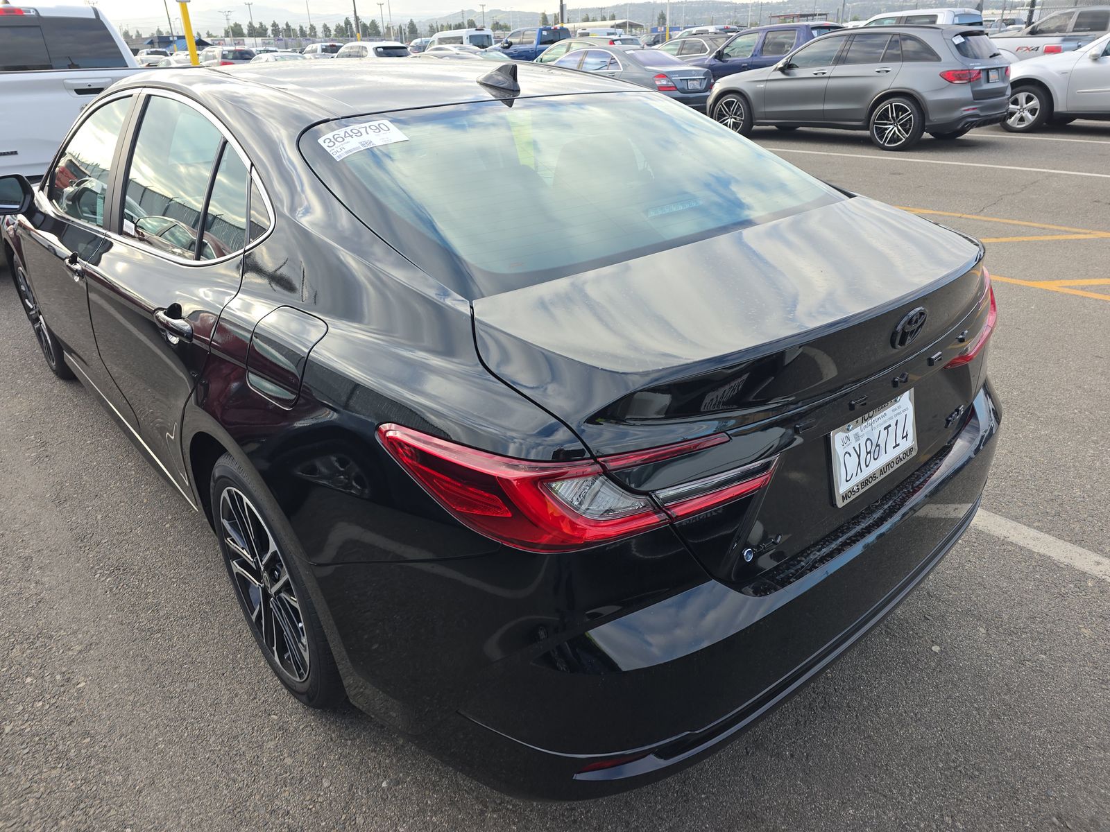 2025 Toyota Camry XLE FWD