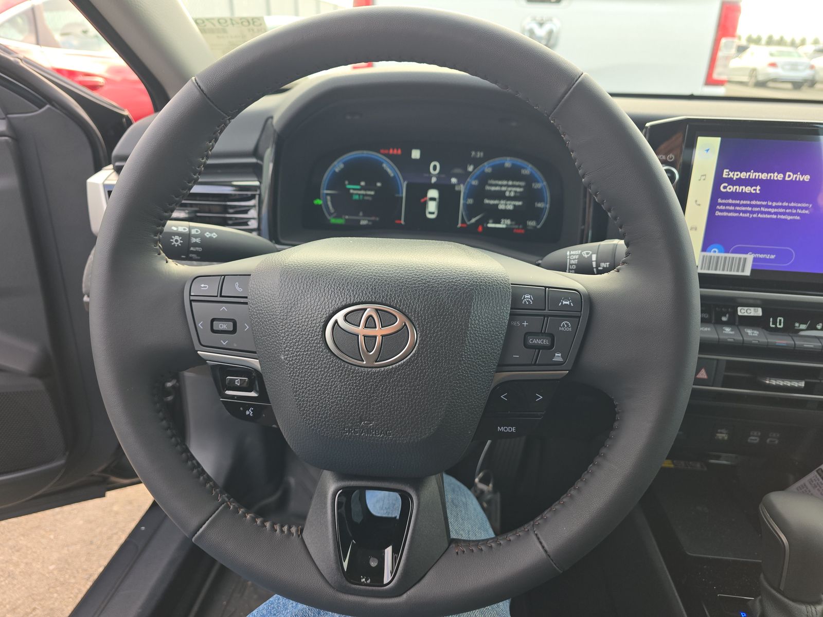2025 Toyota Camry XLE FWD