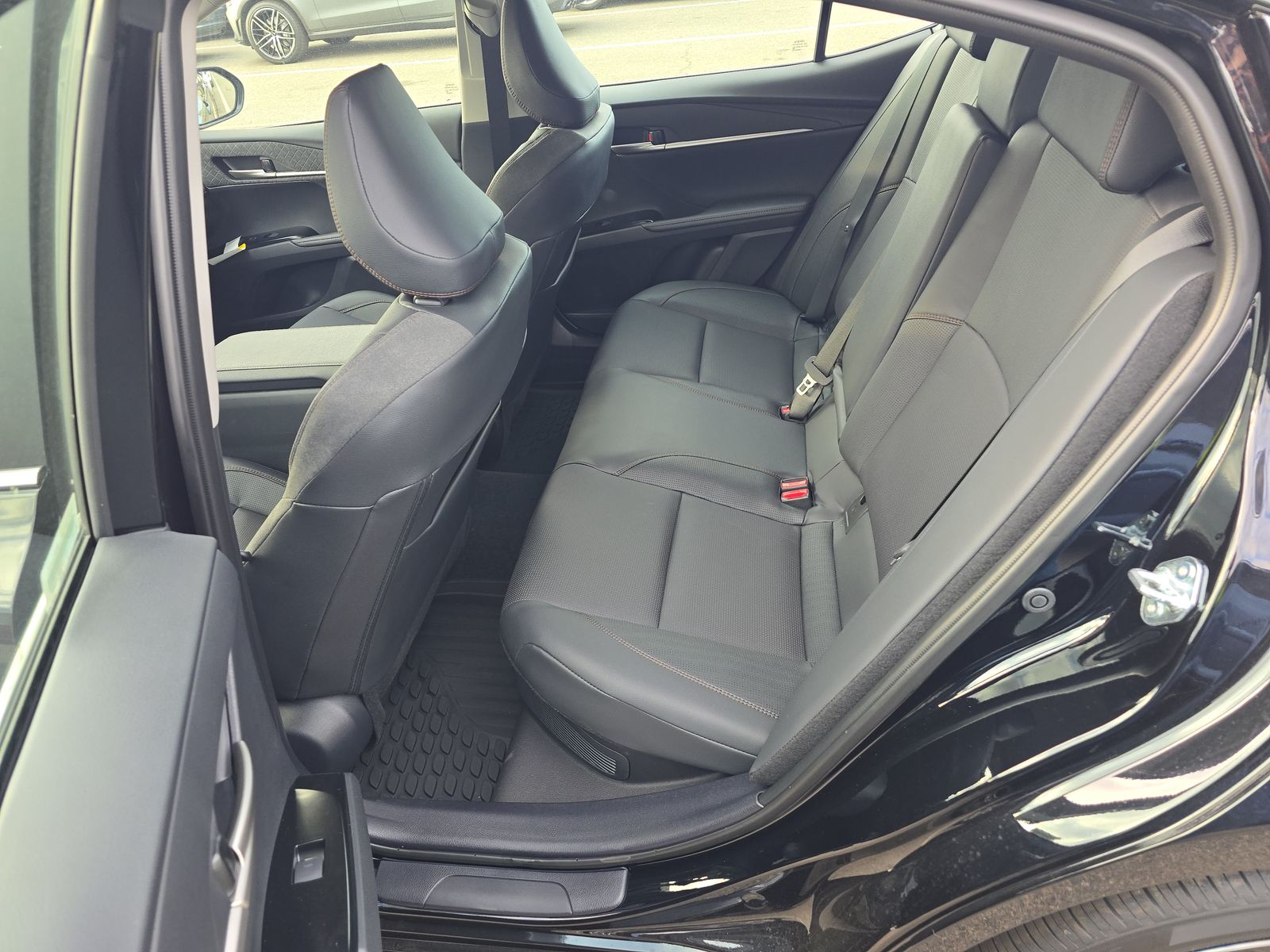 2025 Toyota Camry XLE FWD