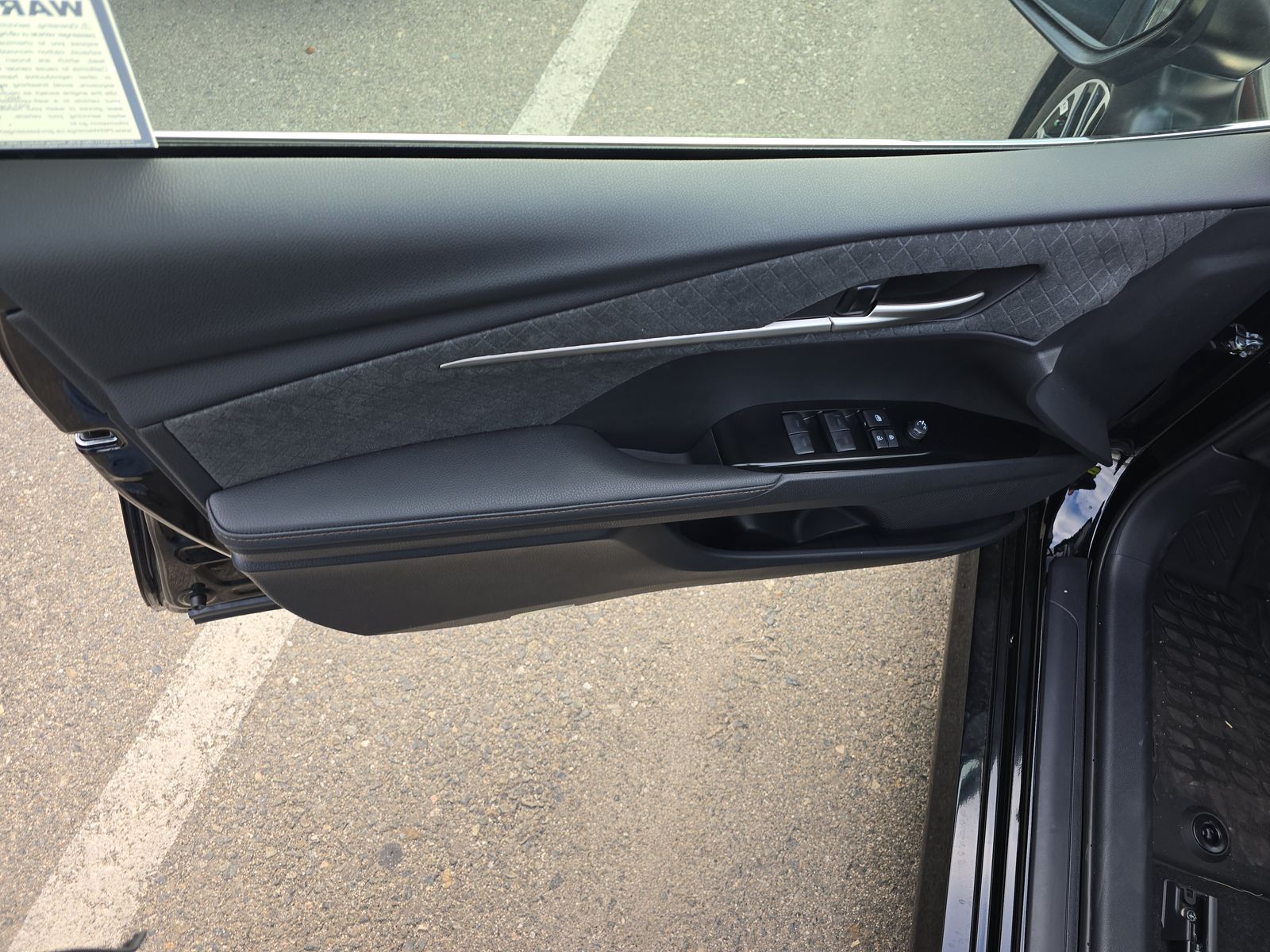 2025 Toyota Camry XLE FWD