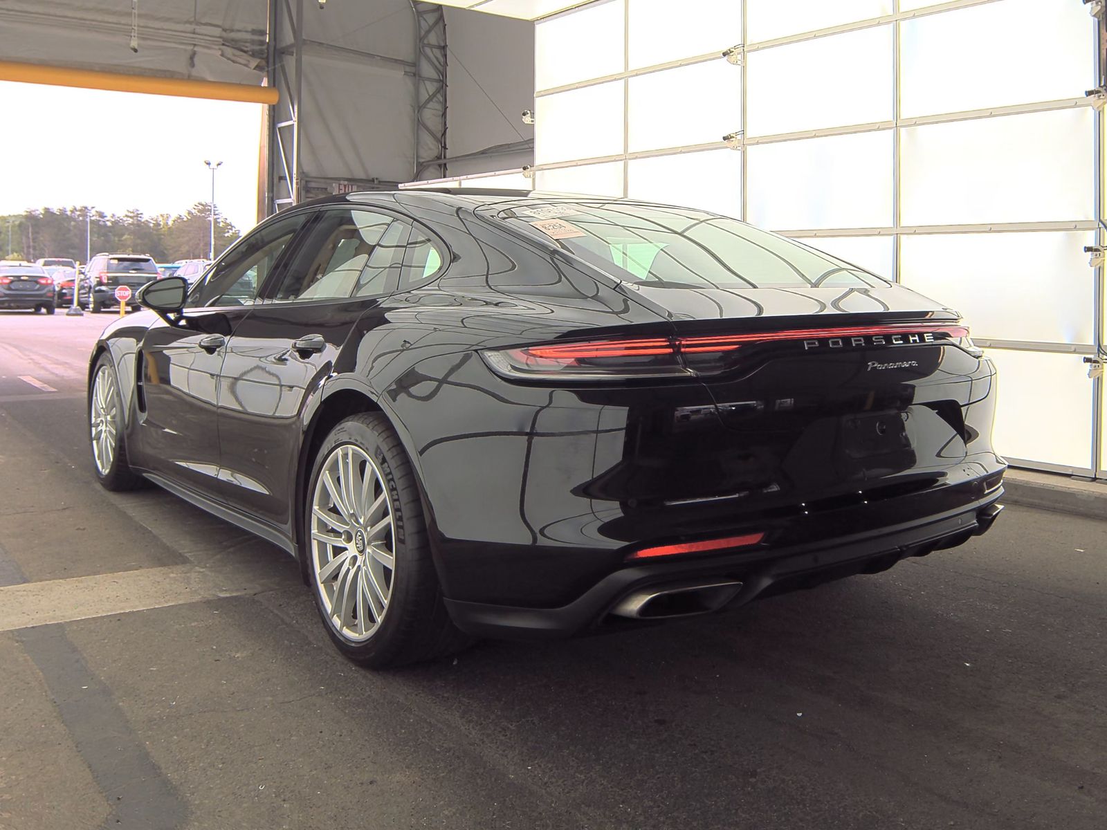 2022 Porsche Panamera Base RWD