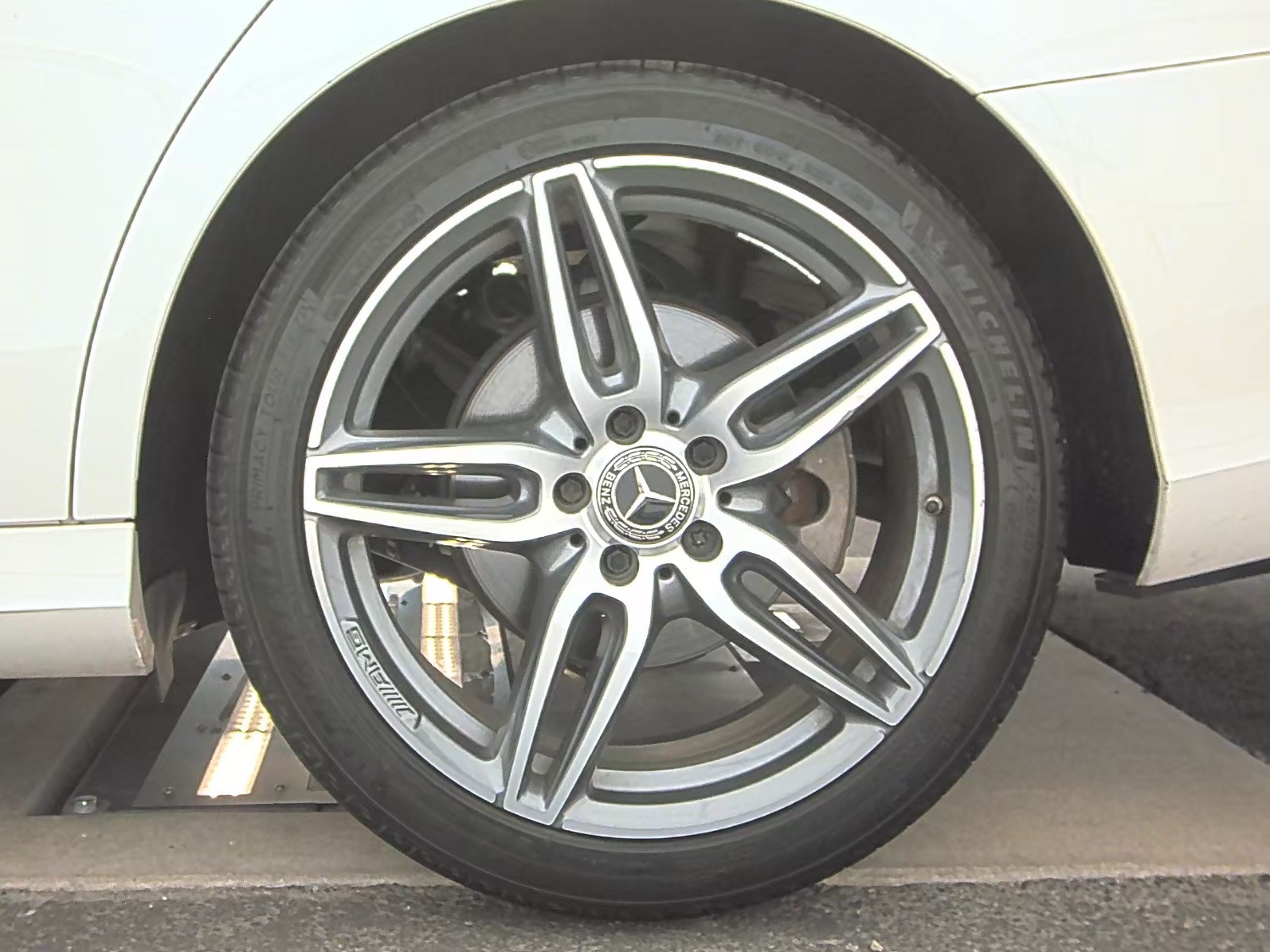 2018 Mercedes-Benz E-Class E 300 AWD