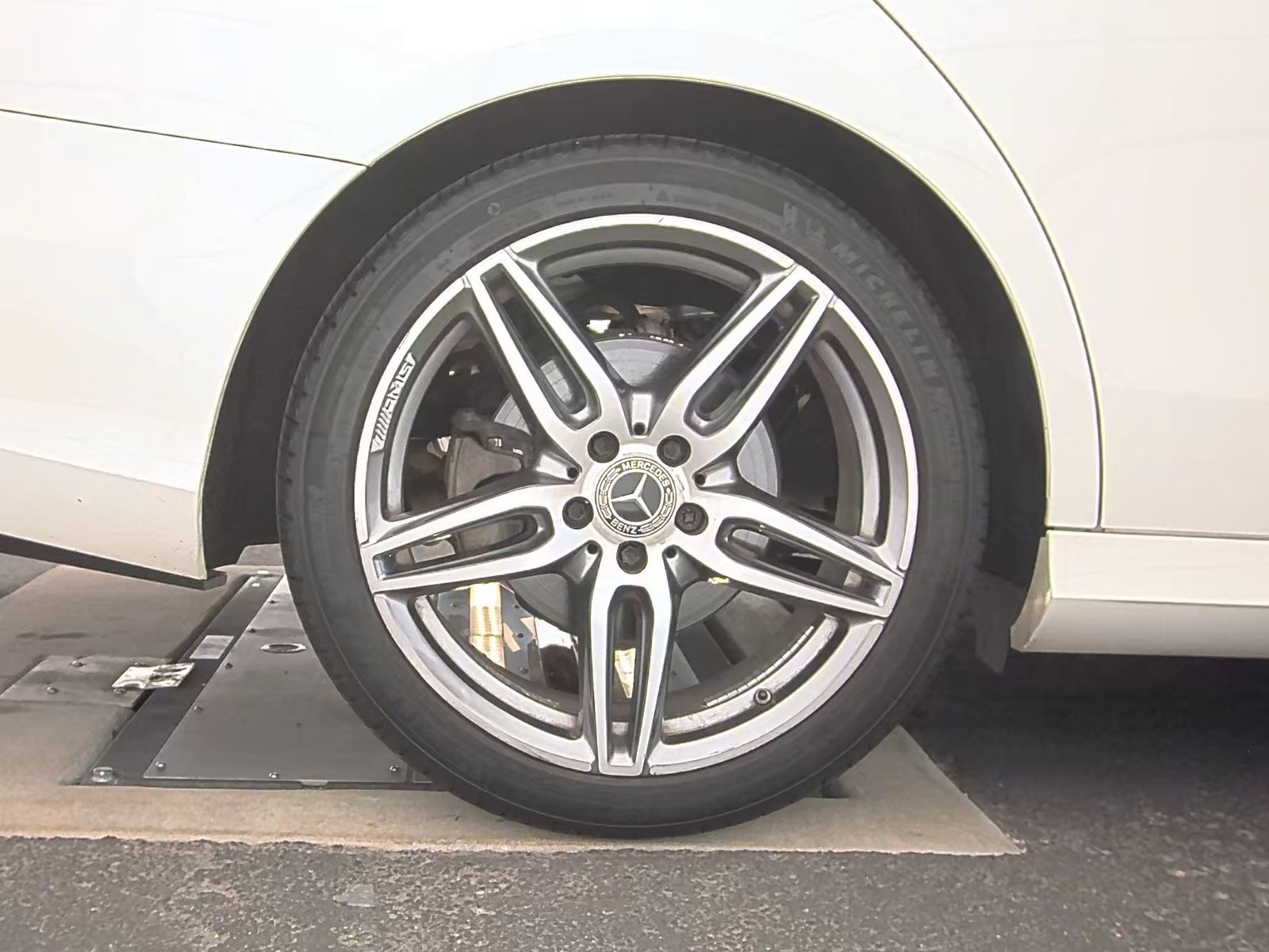 2018 Mercedes-Benz E-Class E 300 AWD