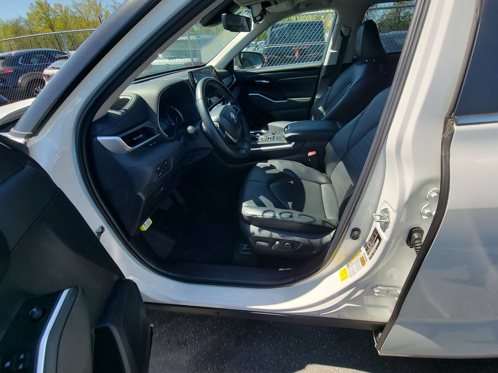 2023 Toyota Highlander XLE AWD