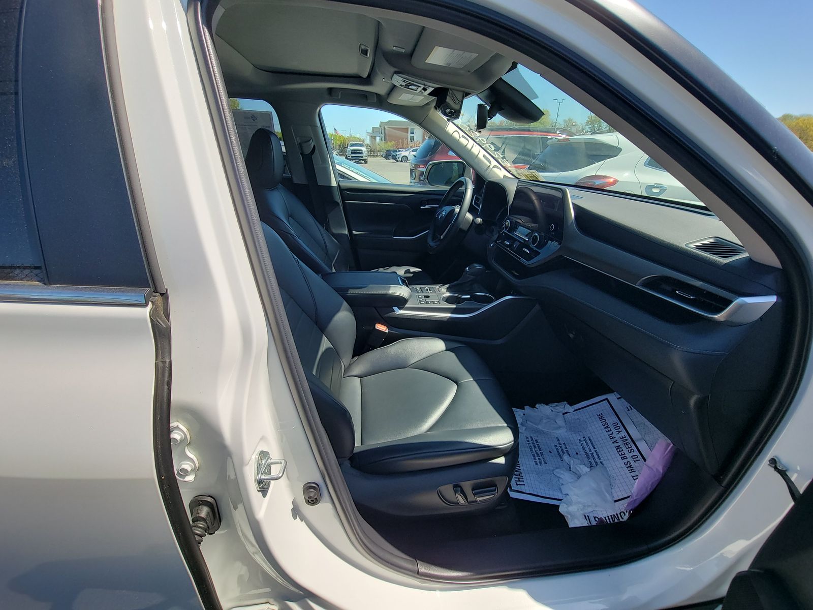 2023 Toyota Highlander XLE AWD