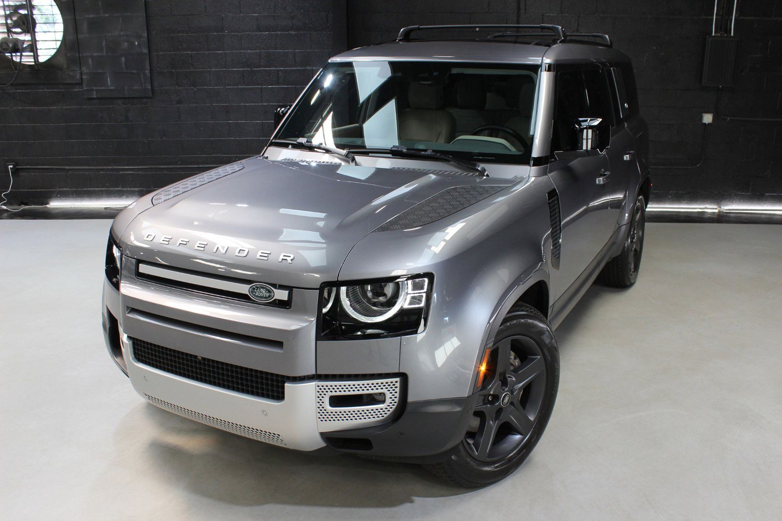 2023 Land Rover Defender 130 SE AWD