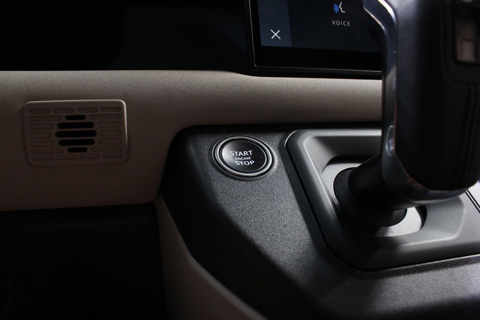 2023 Land Rover Defender 130 SE AWD