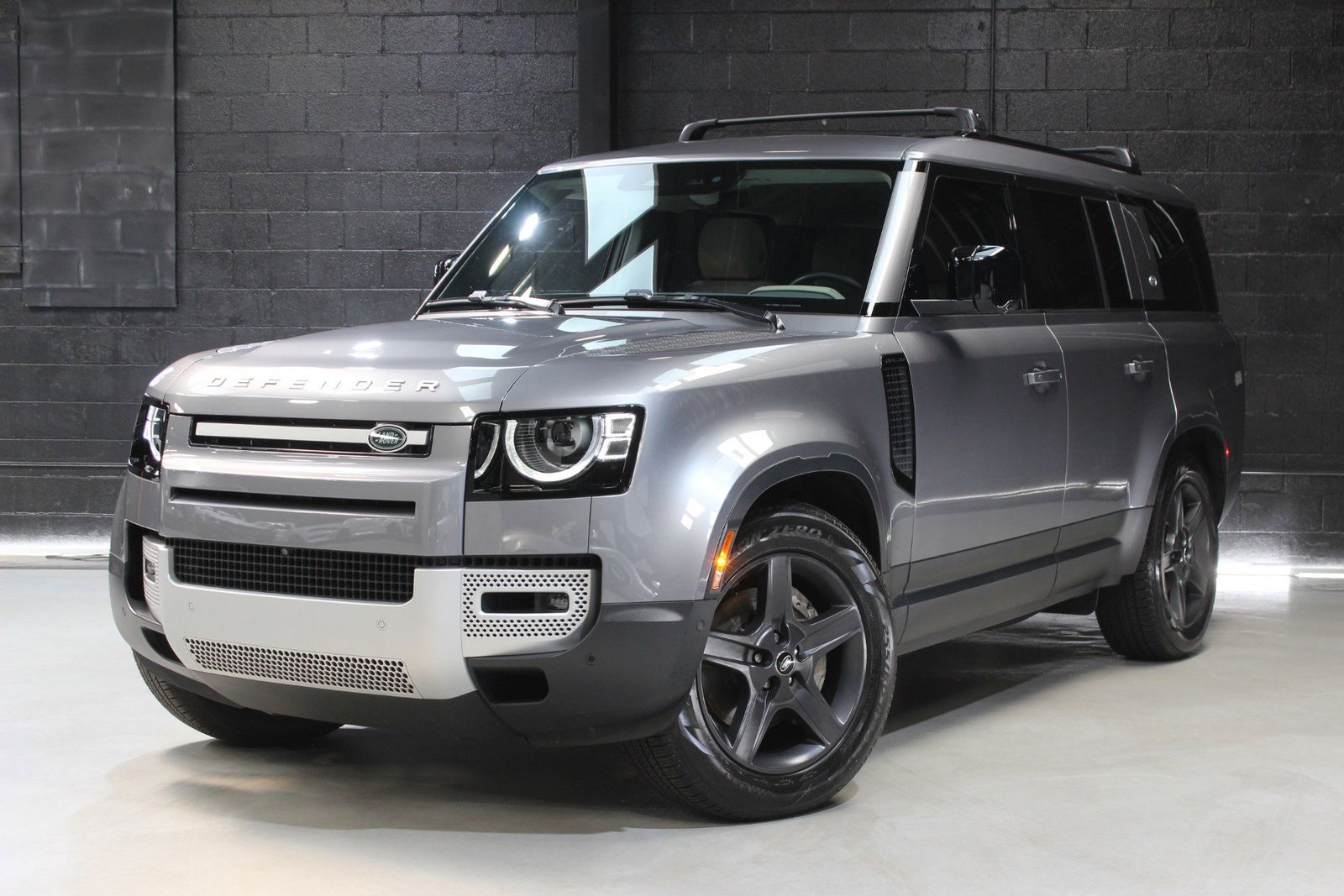 2023 Land Rover Defender 130 SE AWD