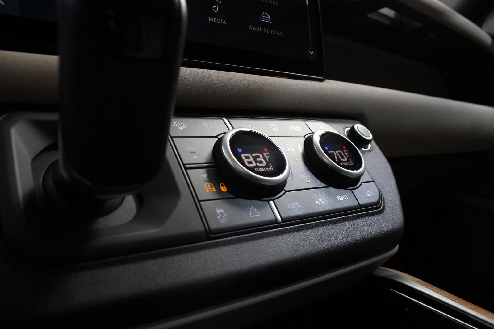 2023 Land Rover Defender 130 SE AWD