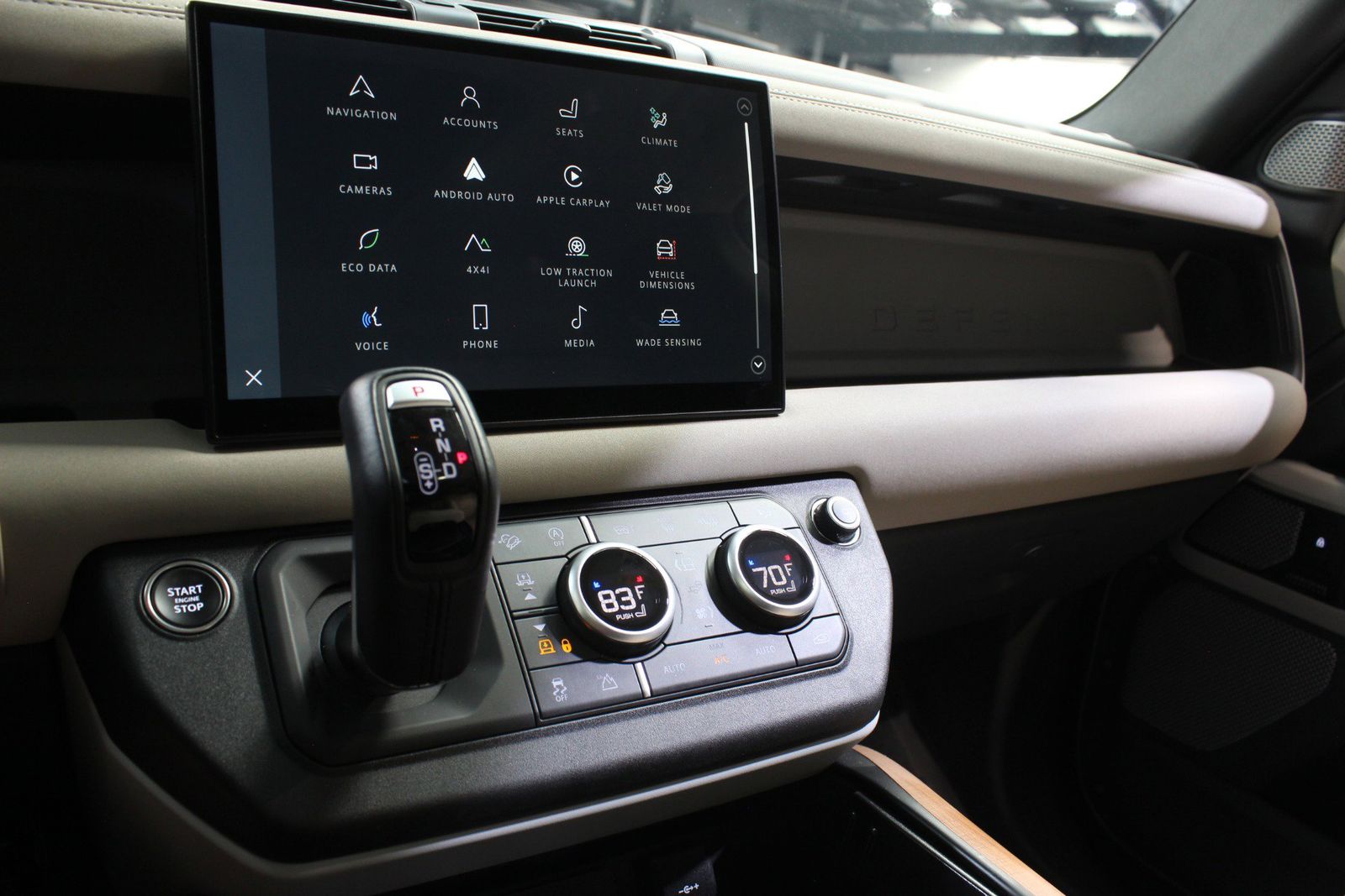 2023 Land Rover Defender 130 SE AWD