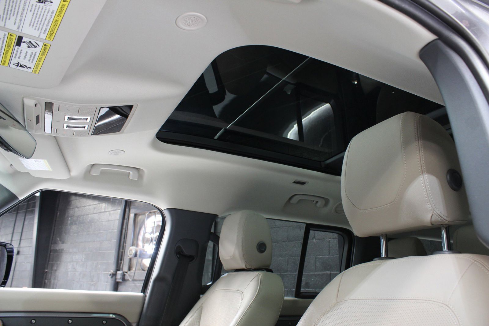 2023 Land Rover Defender 130 SE AWD