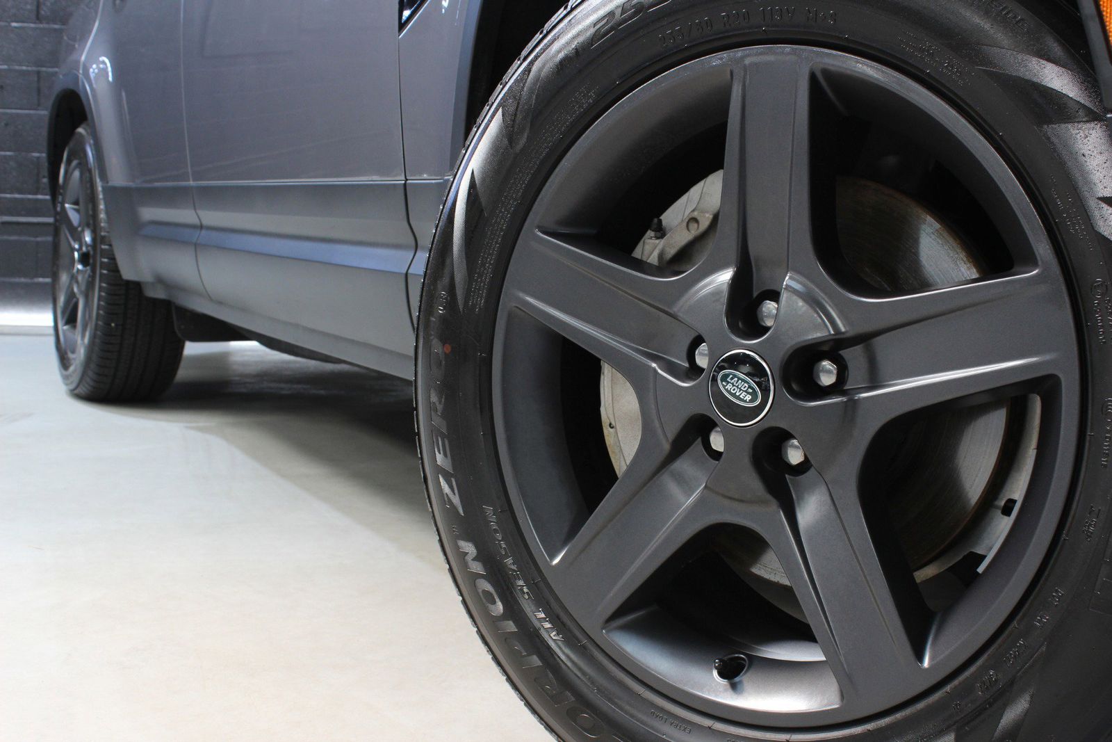 2023 Land Rover Defender 130 SE AWD