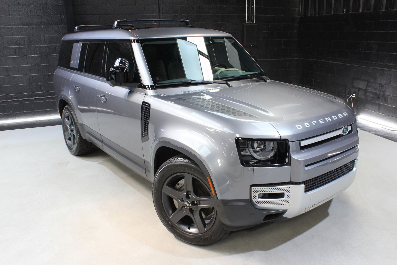 2023 Land Rover Defender 130 SE AWD