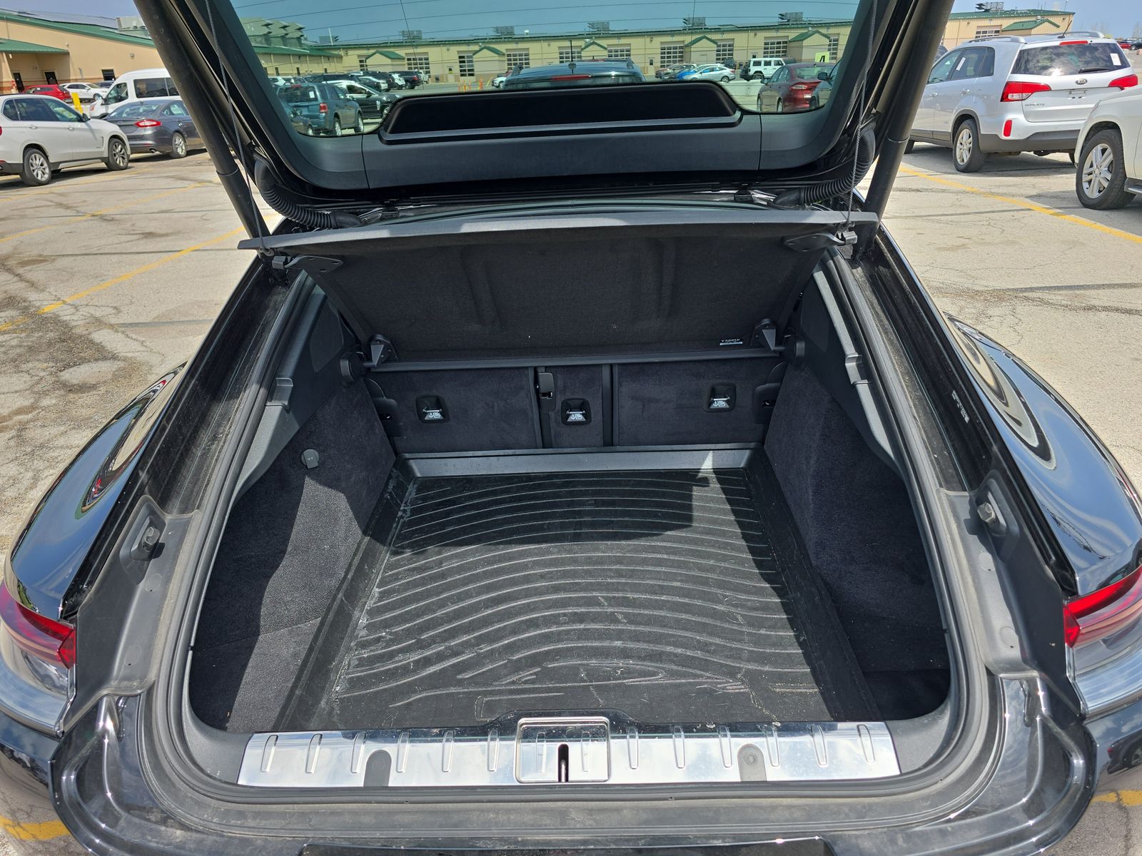 2023 Porsche Panamera 4S AWD