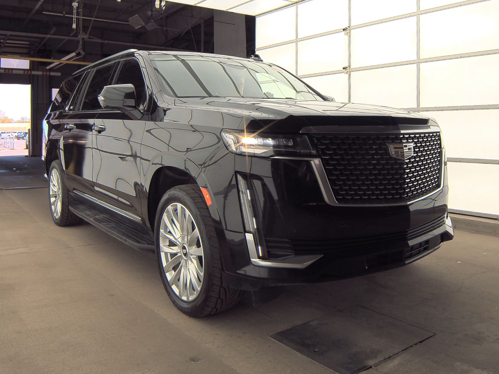 2021 Cadillac Escalade ESV Luxury AWD