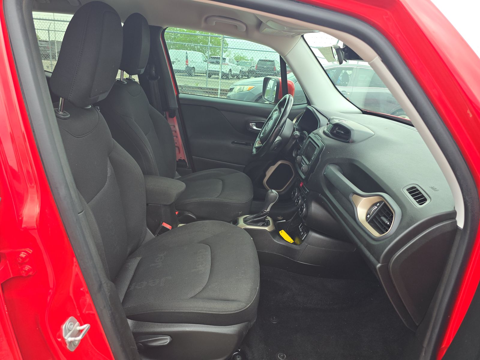 2015 Jeep Renegade Latitude FWD