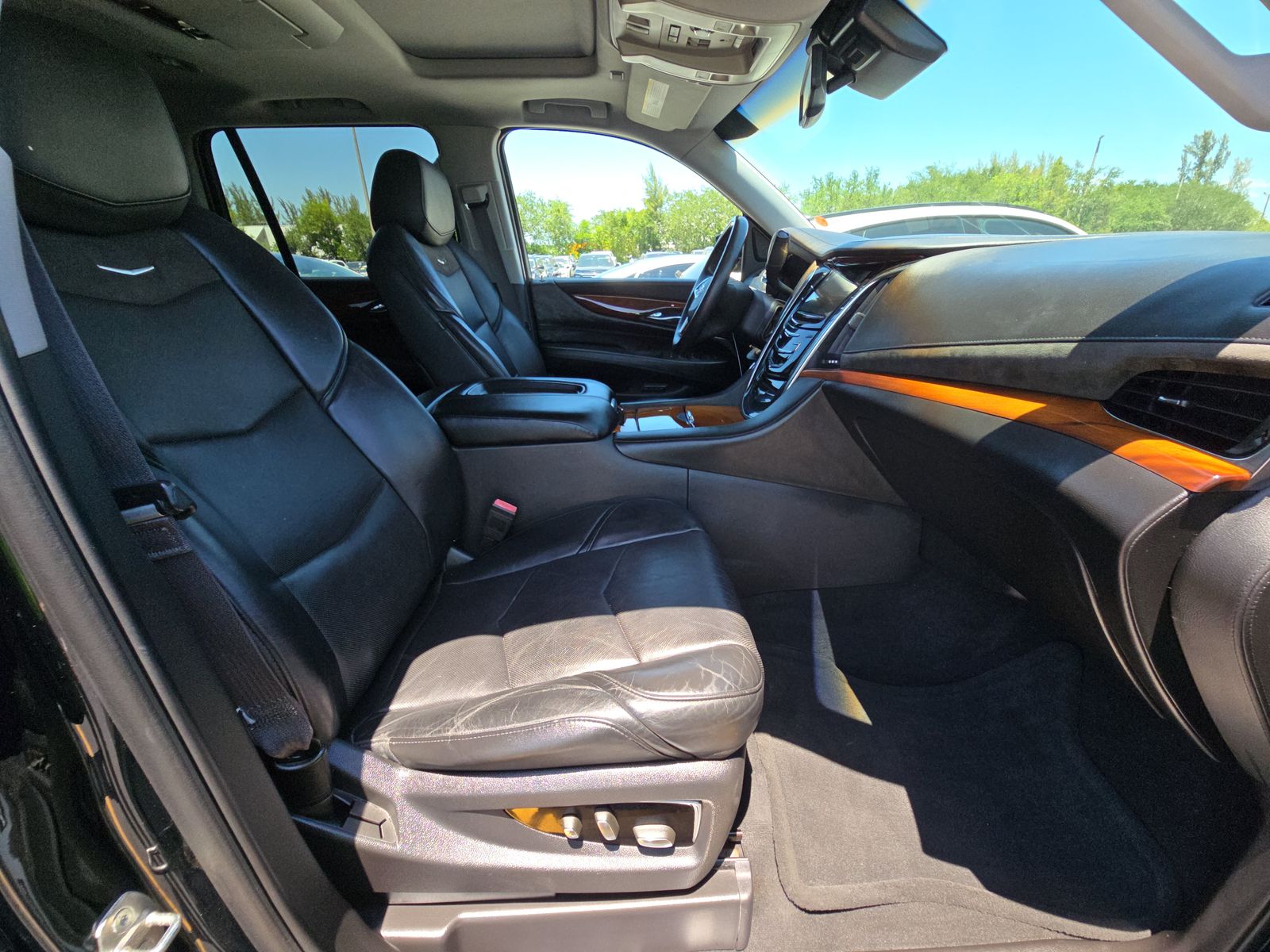 2015 Cadillac Escalade Luxury AWD