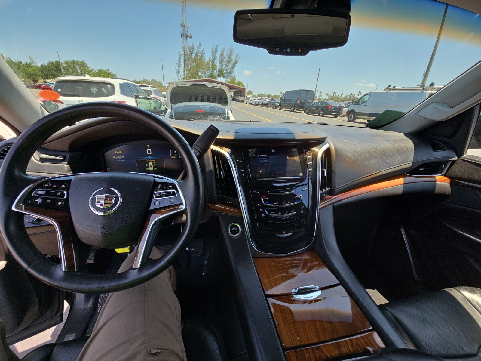 2015 Cadillac Escalade Luxury AWD