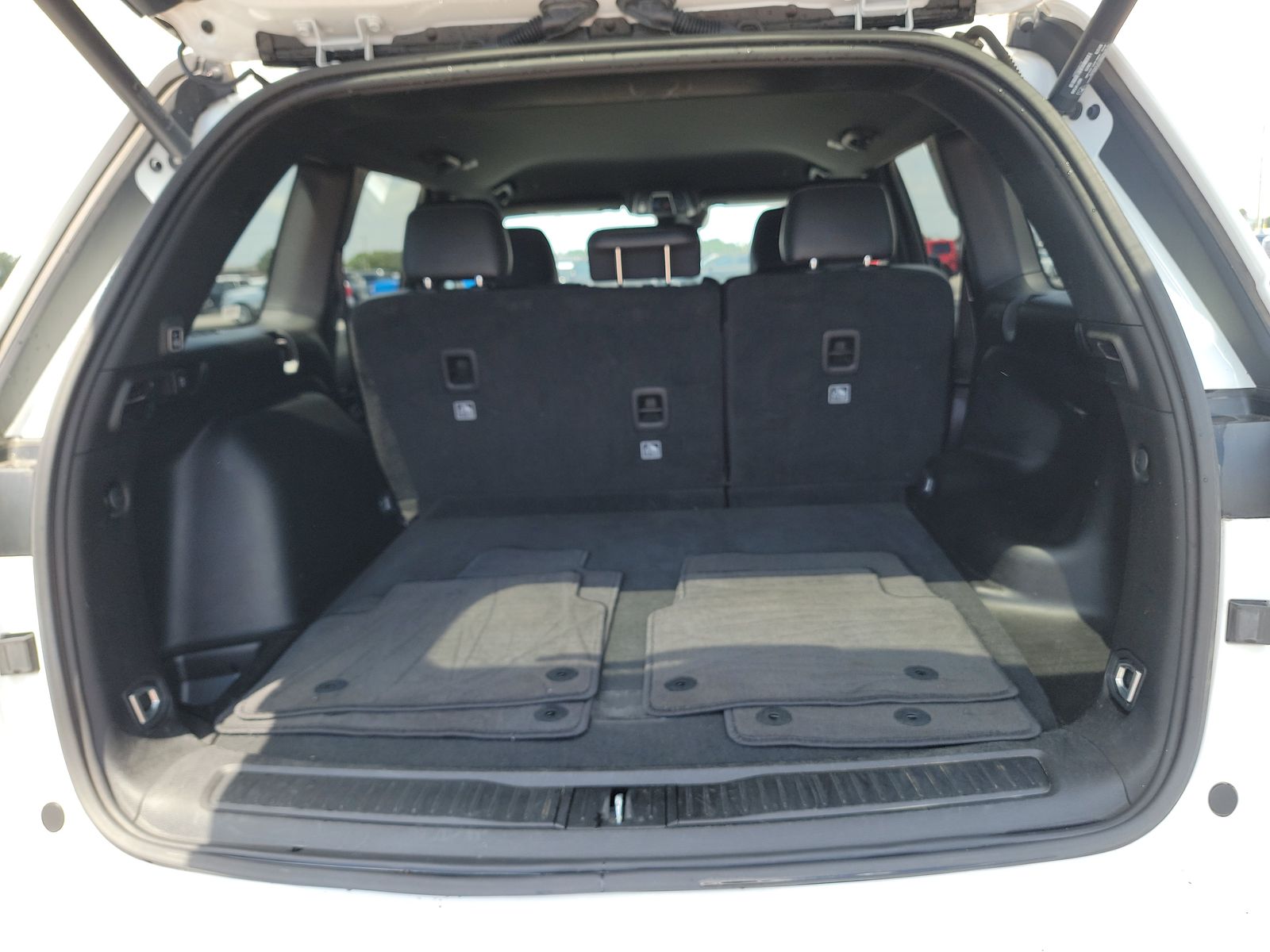 2023 Jeep Grand Cherokee Altitude AWD
